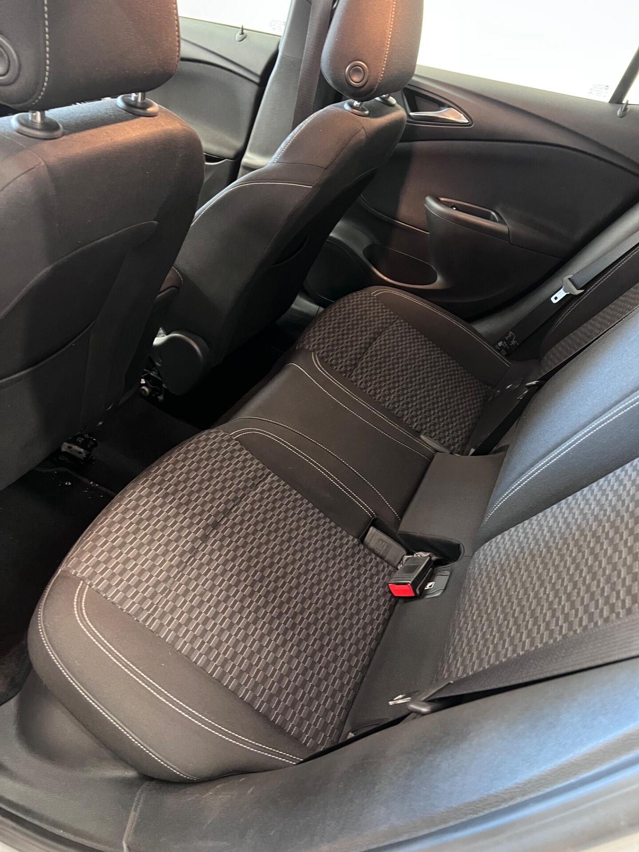 Opel Astra 1.6 CDTi 110CV Start&Stop 5 porte Innovation