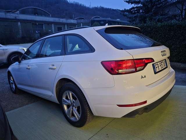 Audi A4 Avant 35 2.0 tdi Business Sport 150cv s-tronic