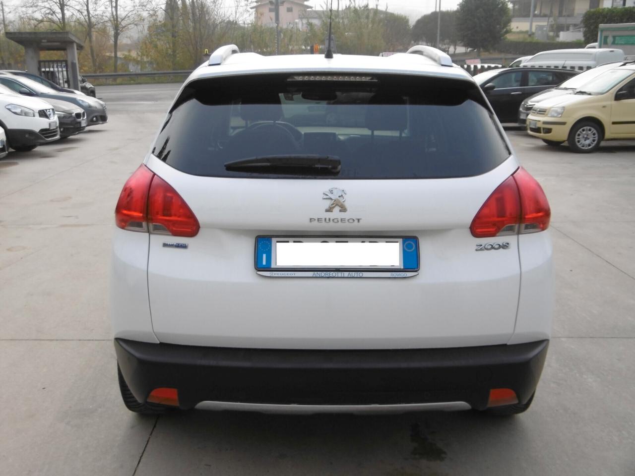 Peugeot 2008 BlueHDi 100 Allure