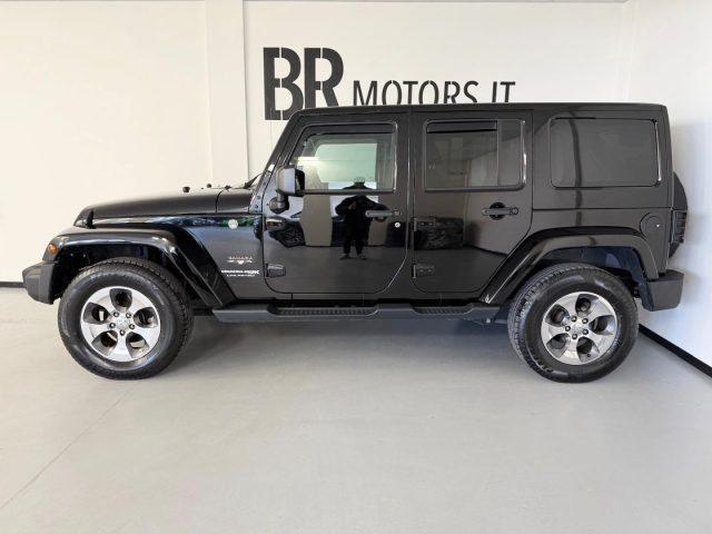 JEEP Wrangler Unlimited 2.8 CRD DPF Sahara Auto E6