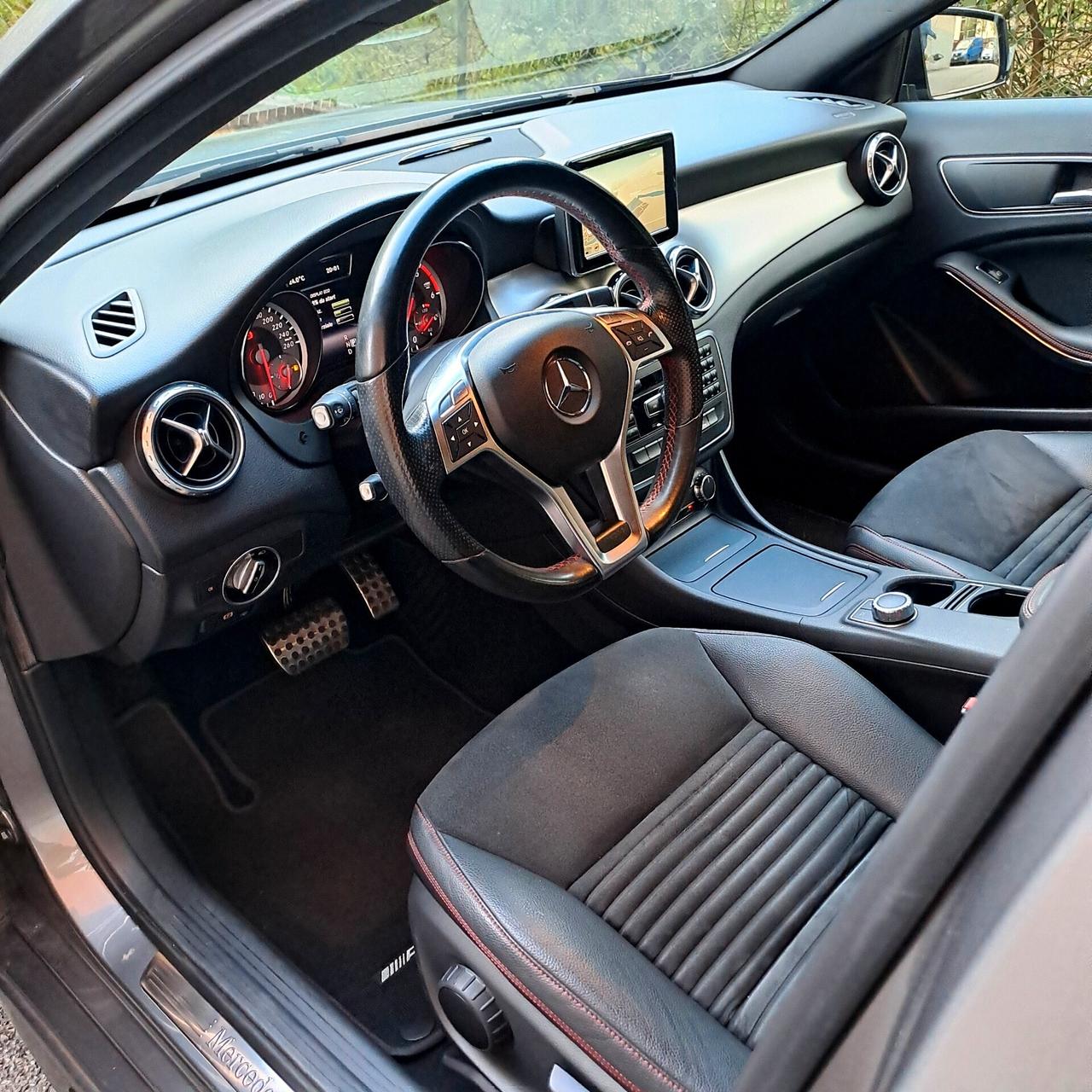 Mercedes GLA UNIPROPRIETARIO Full optional