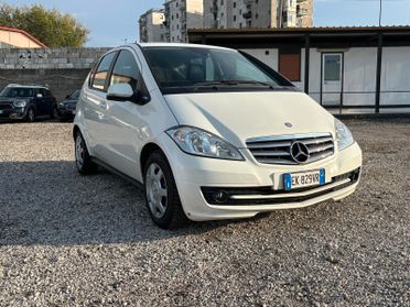Mercedes-benz A 160 BlueEFFICIENCY Coupé Special Edition
