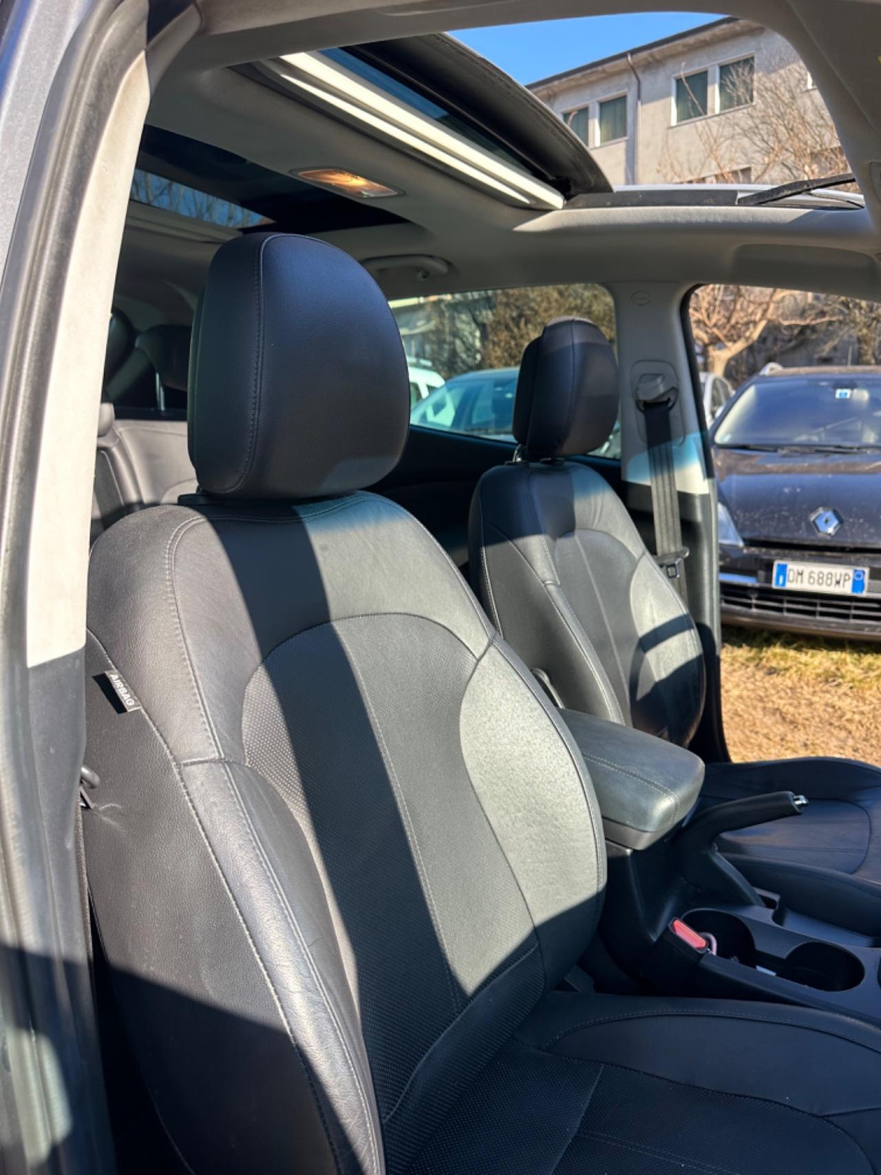 Hyundai iX35 1.7 CRDi XPOSSIBLE TETTO KMCERT GARANZ UNICOPR