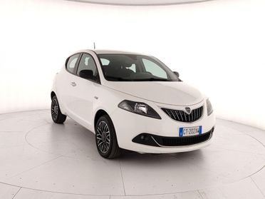 Lancia Ypsilon 1.0 FireFly 5 porte S&S Hybrid Platino