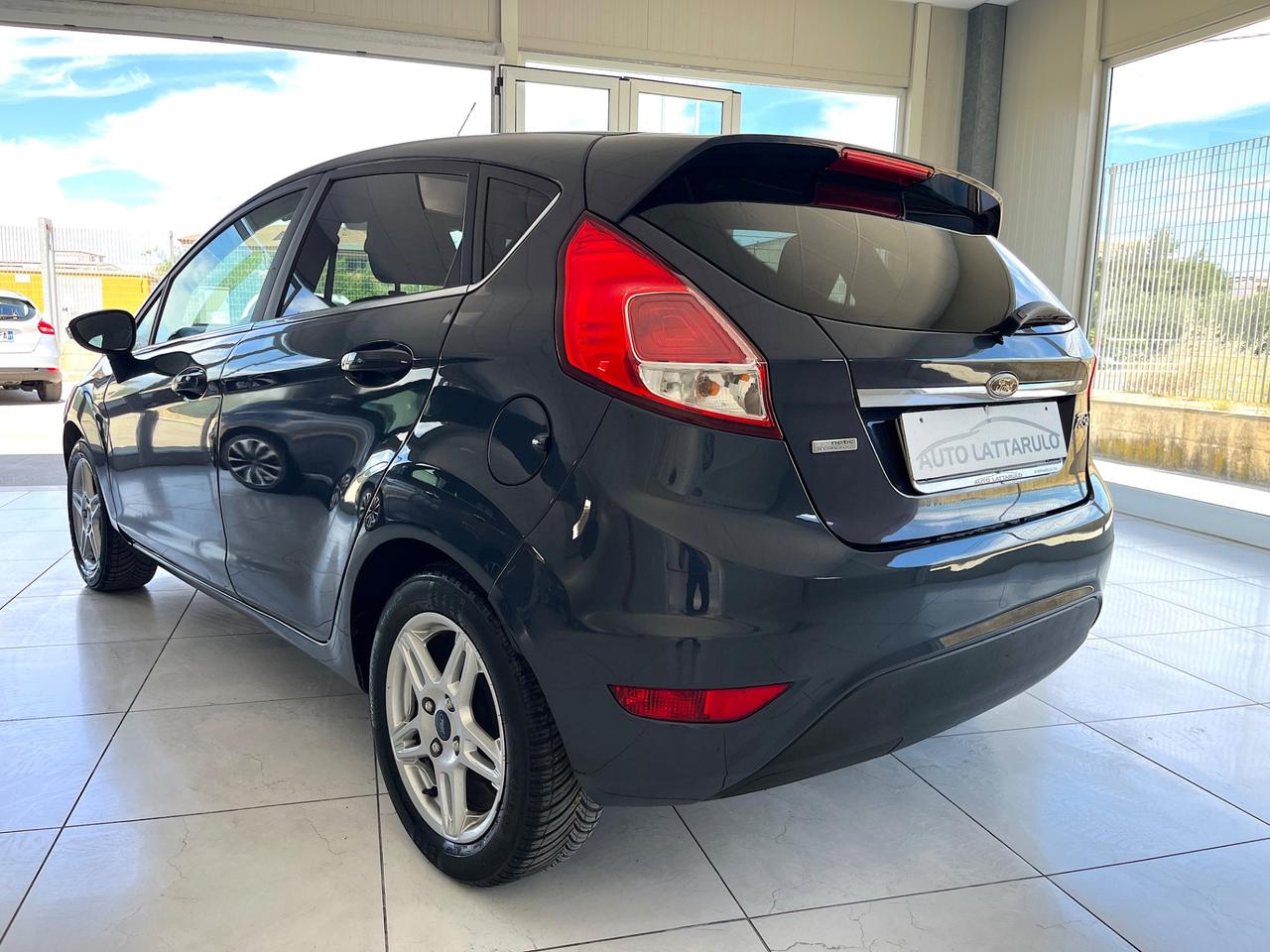Ford Fiesta 1.5 TDCi 75CV 5 porte Titanium