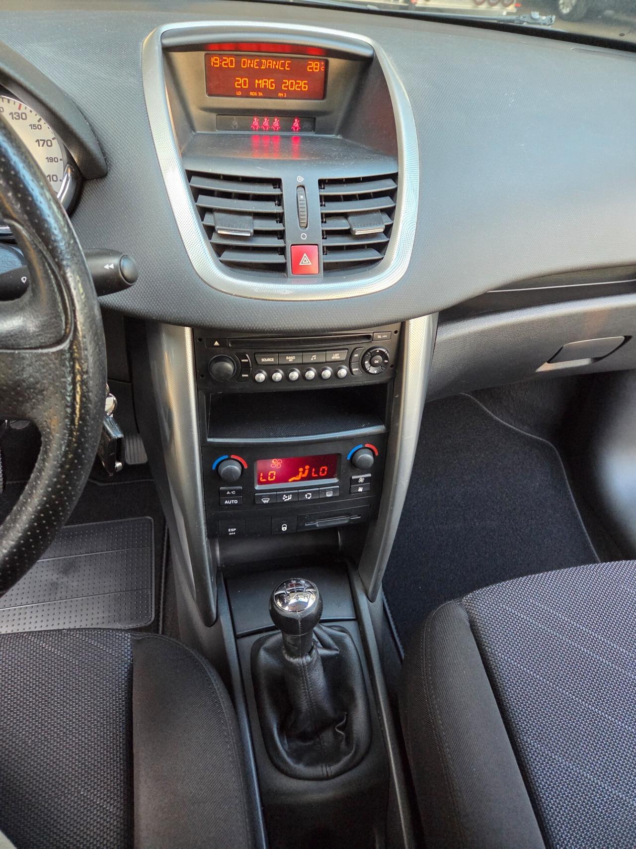 Peugeot 207 1.4 Benzina, ok neopatentati, Garanzia! 2009