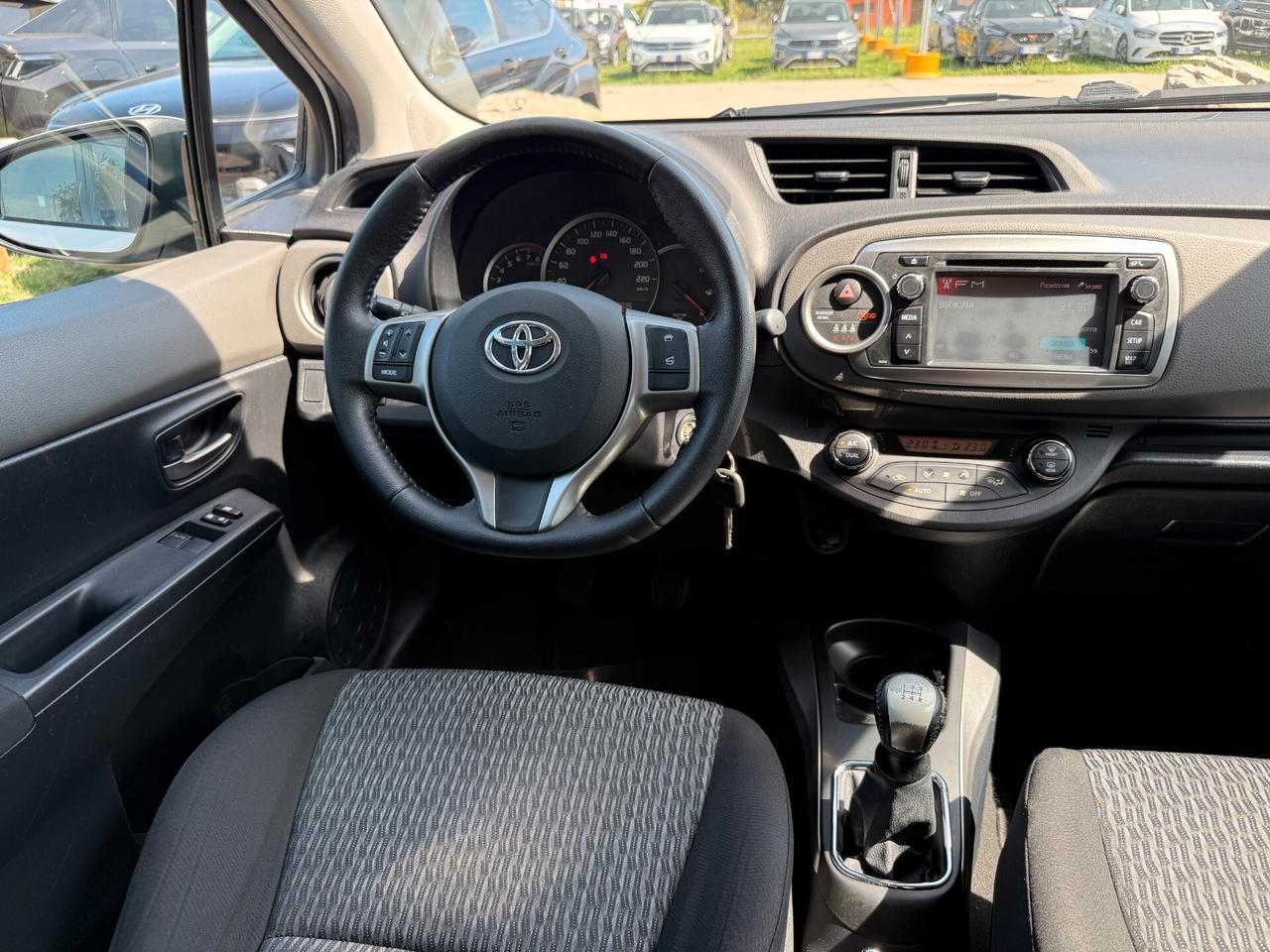 Toyota Yaris 1.0 5 porte Active