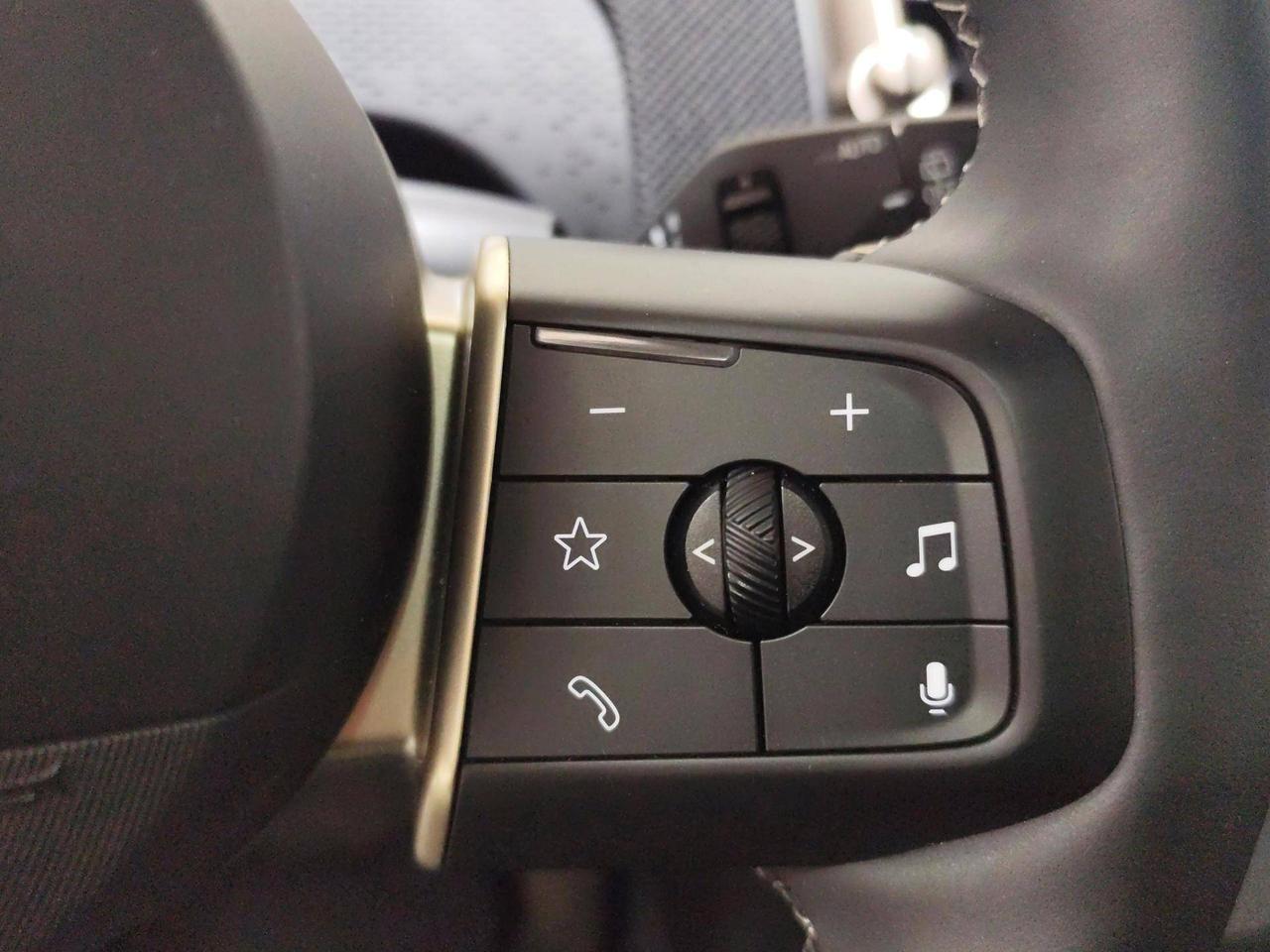 MINI Countryman D 48V "Pacchetto M" Classic