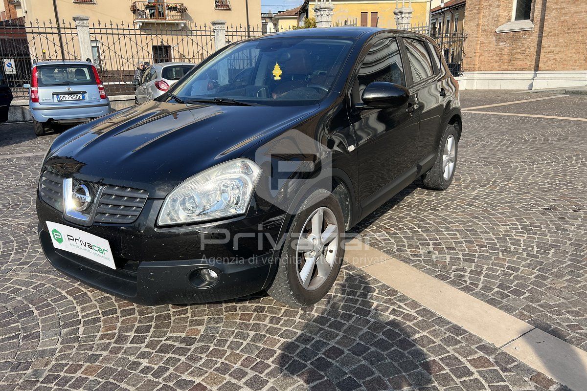 NISSAN Qashqai 2.0 dCi DPF 4WD Acenta