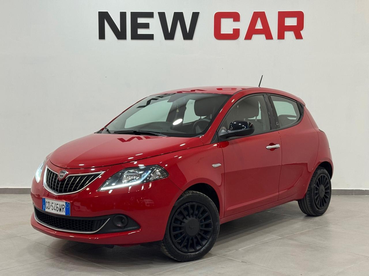 Lancia Ypsilon 1.0 FireFly 5 porte S&S Hybrid Ecochic Gold