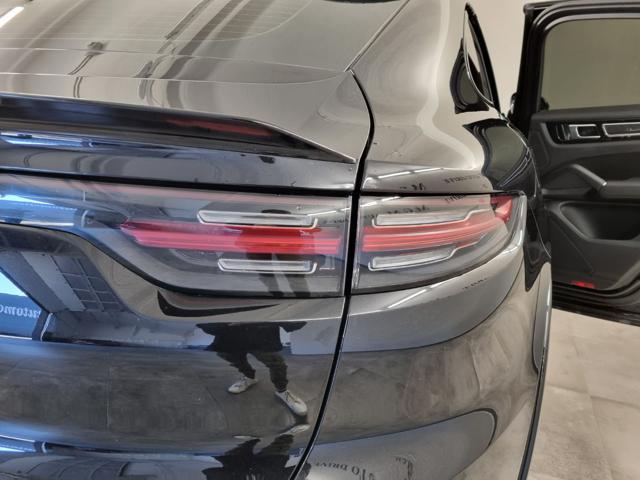 PORSCHE Cayenne 3.0 V6 PackSportAlleggerito