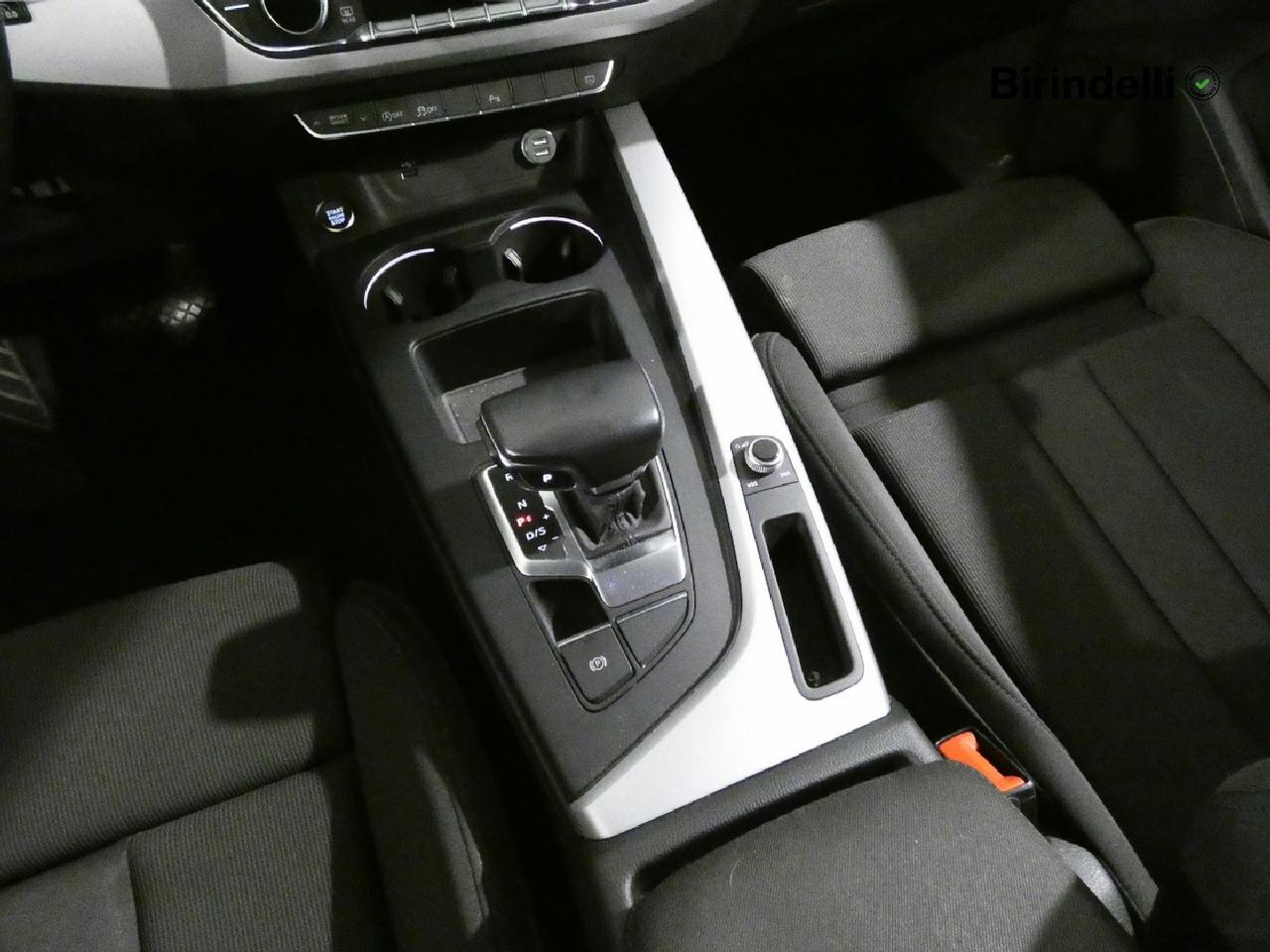 AUDI A4 5ª serie - A4 Avant 35 TDI/163 CV S tronic S line edition