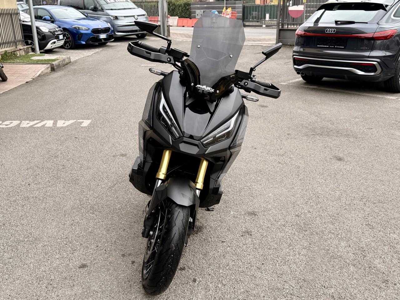Honda X-ADV 750 • Depotenziata A2 • Garanzia Honda 2030 • Akrapovic