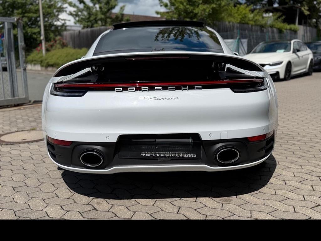 Porsche 911 Carrera 992