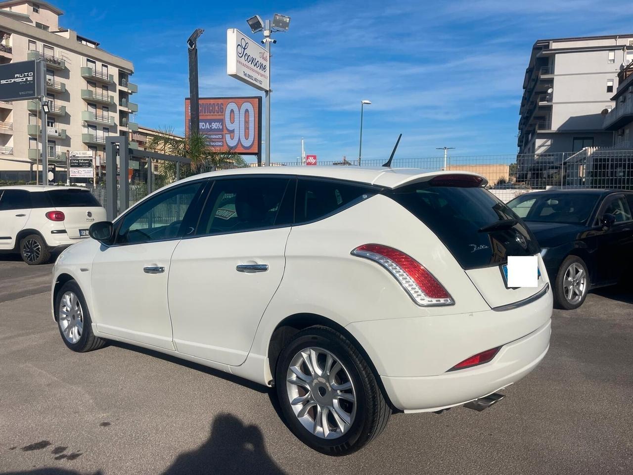 Lancia Delta 1.6 MJT 120CV Gold- 2015