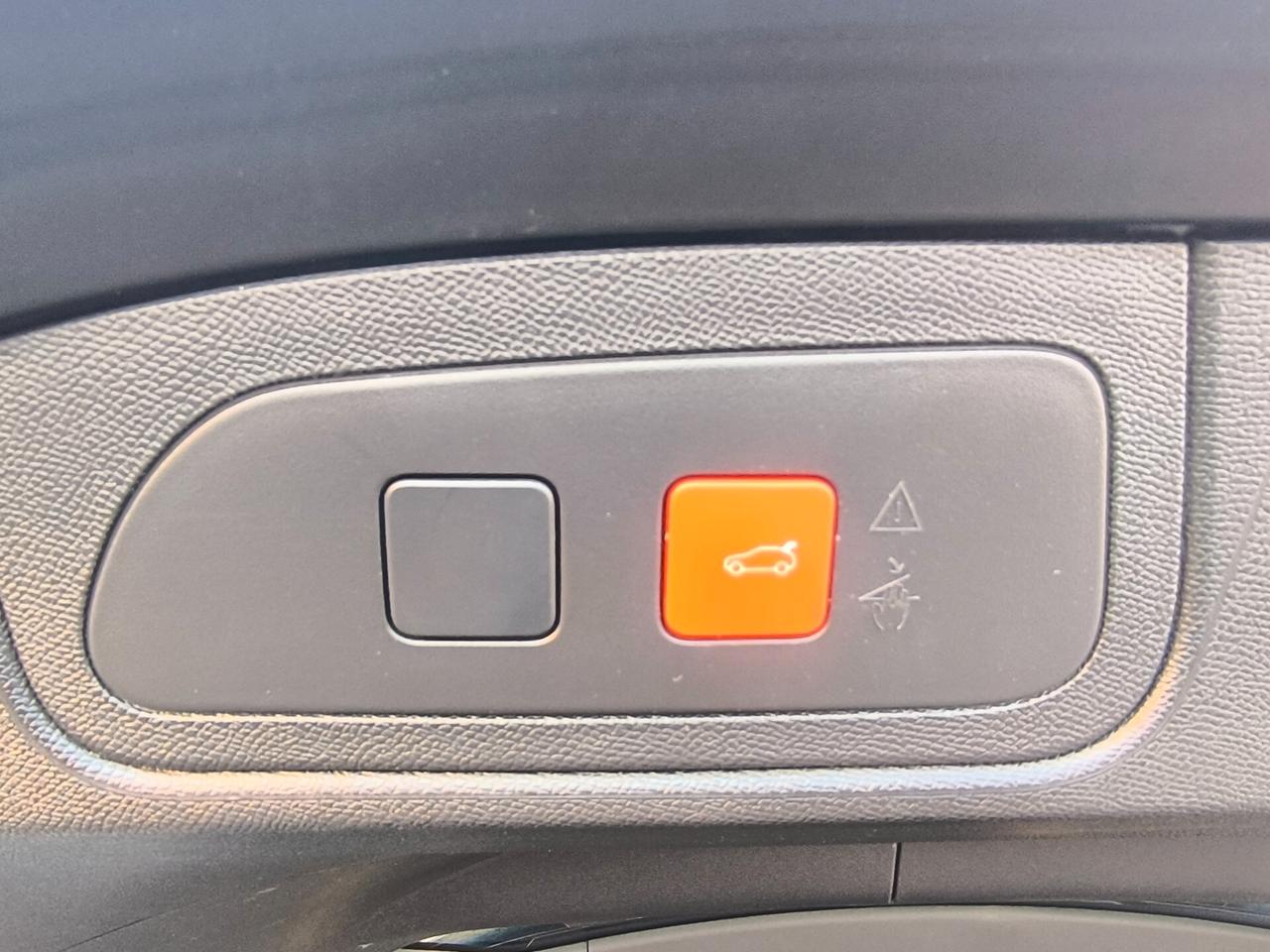 DS 7 CROSS BACK BlueHDi 130 aut. PERFORMANCE Line+++