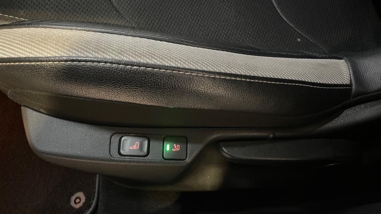 Ds DS4 4 BlueHDi 120 S&S So Chic