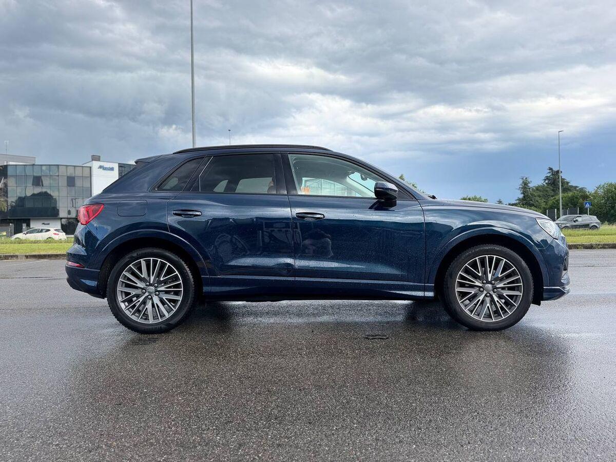 Audi Q3 35 2.0 tdi Business s-tronic