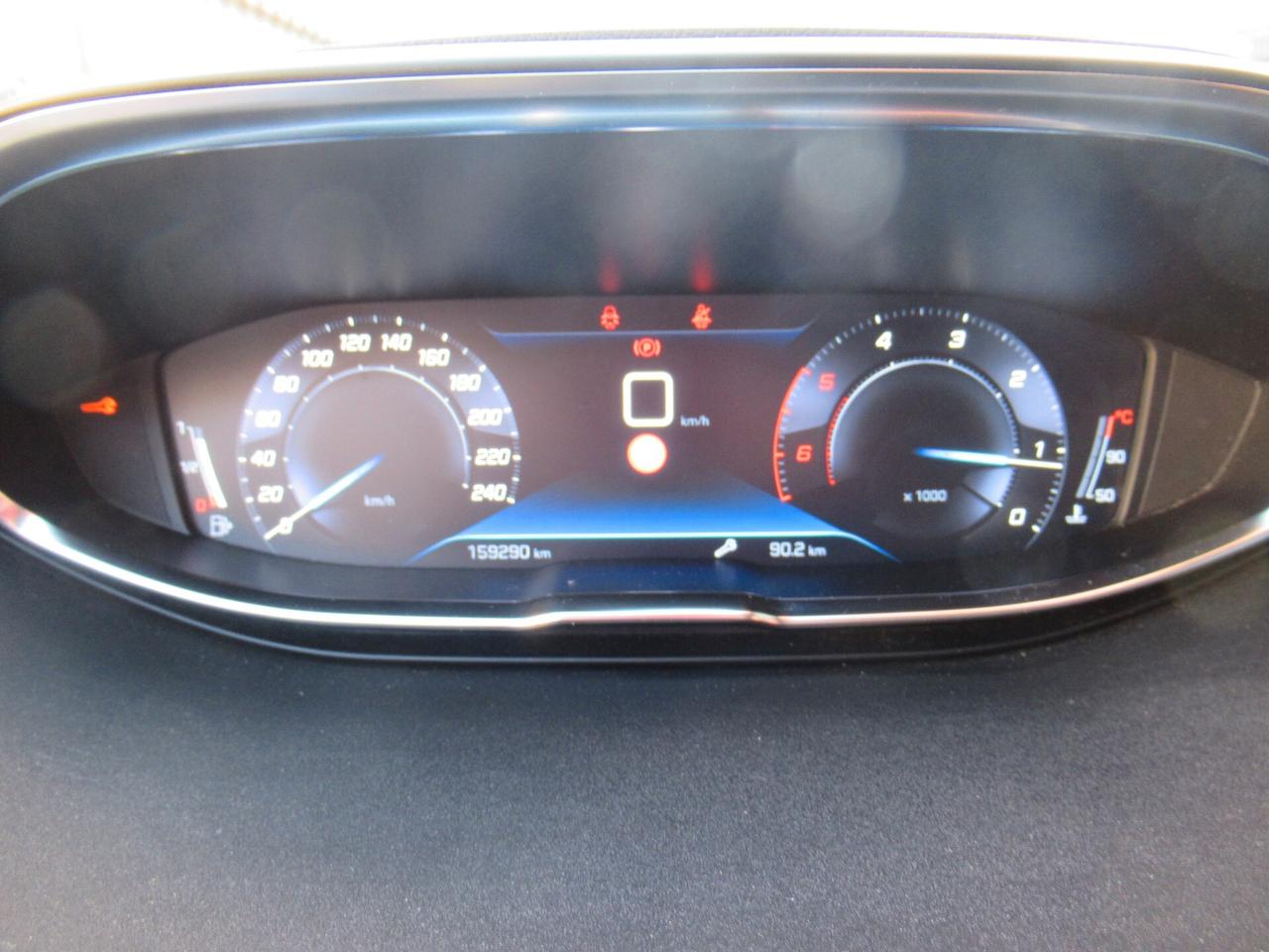 Peugeot 5008 BlueHDi 130 S&S Business