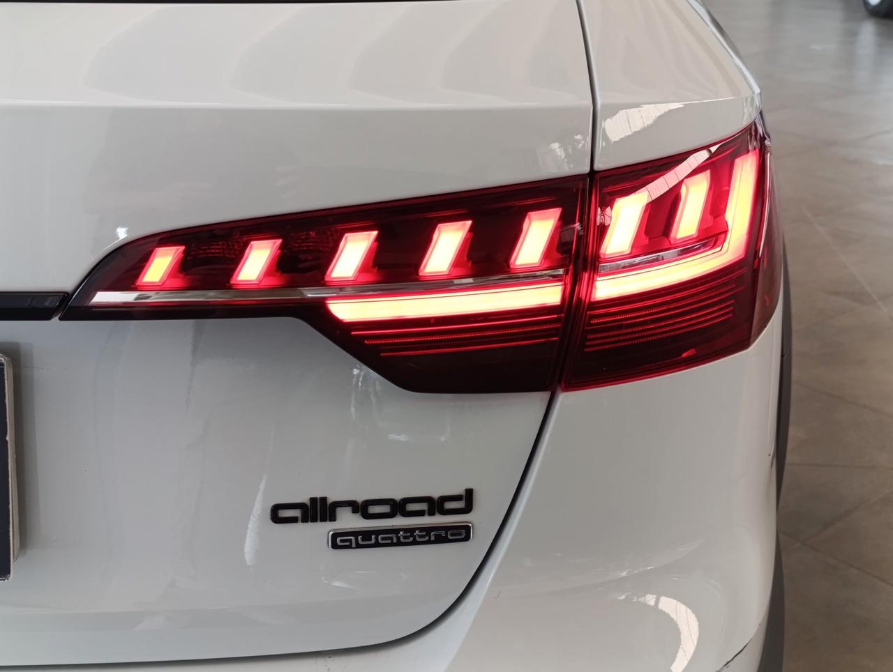 Audi A4 Allroad 40 2.0 tdi mhev Identity Contrast quattro 204cv s-tronic