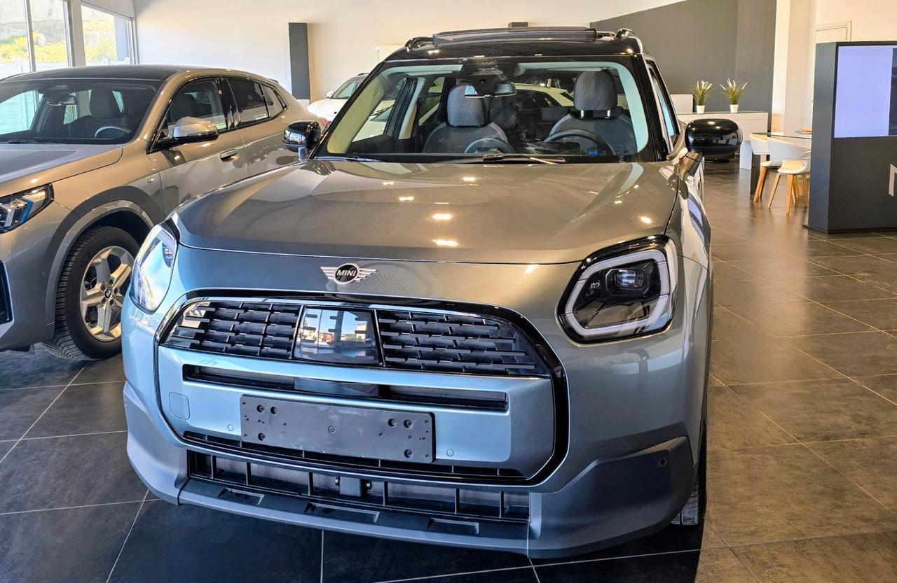 Mini Cooper D Countryman Mini D Favoured Countryman M PLUS