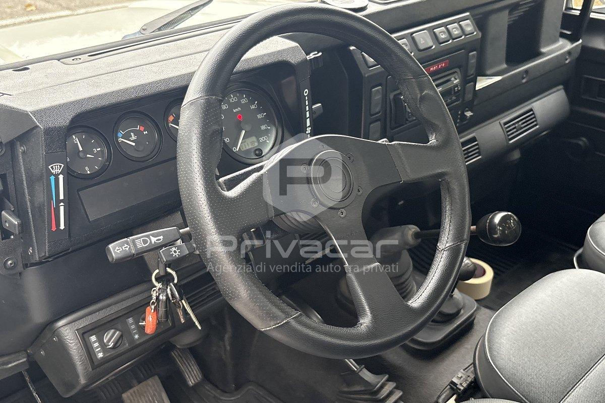 LAND ROVER Defender 90 2.5 Td5 Station Wagon S