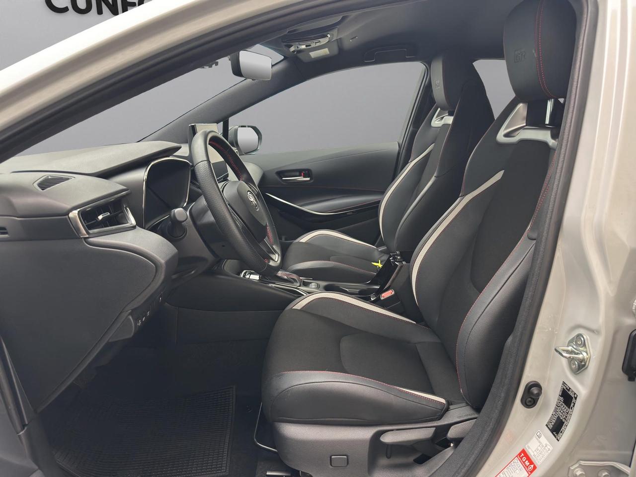 Toyota Corolla 1.8h GR Sport bi-tone auto