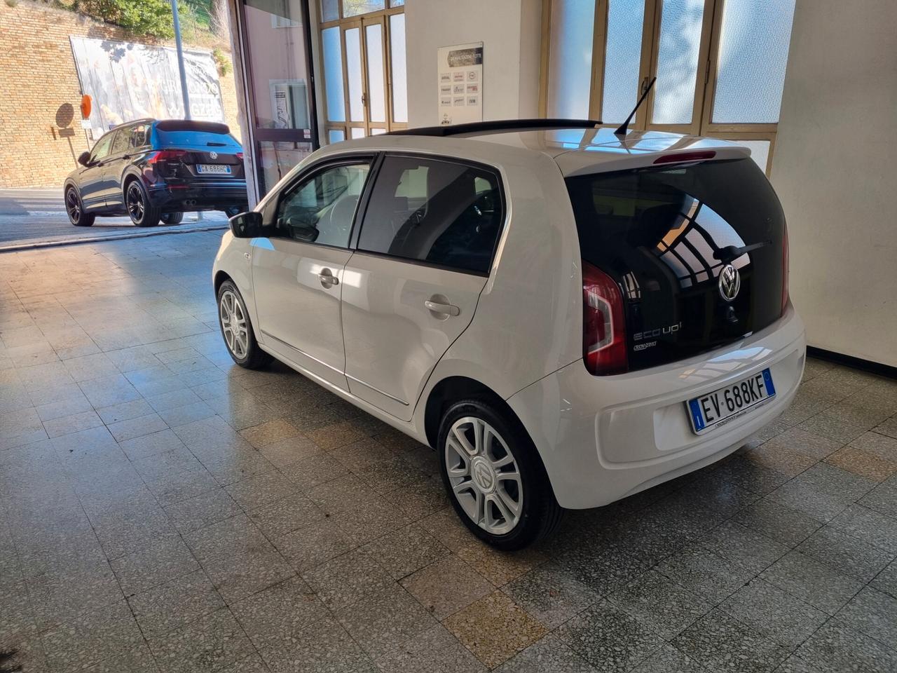 Volkswagen up! 1.0 5p. eco high TETTINO, BLUETOOTH, NAVI