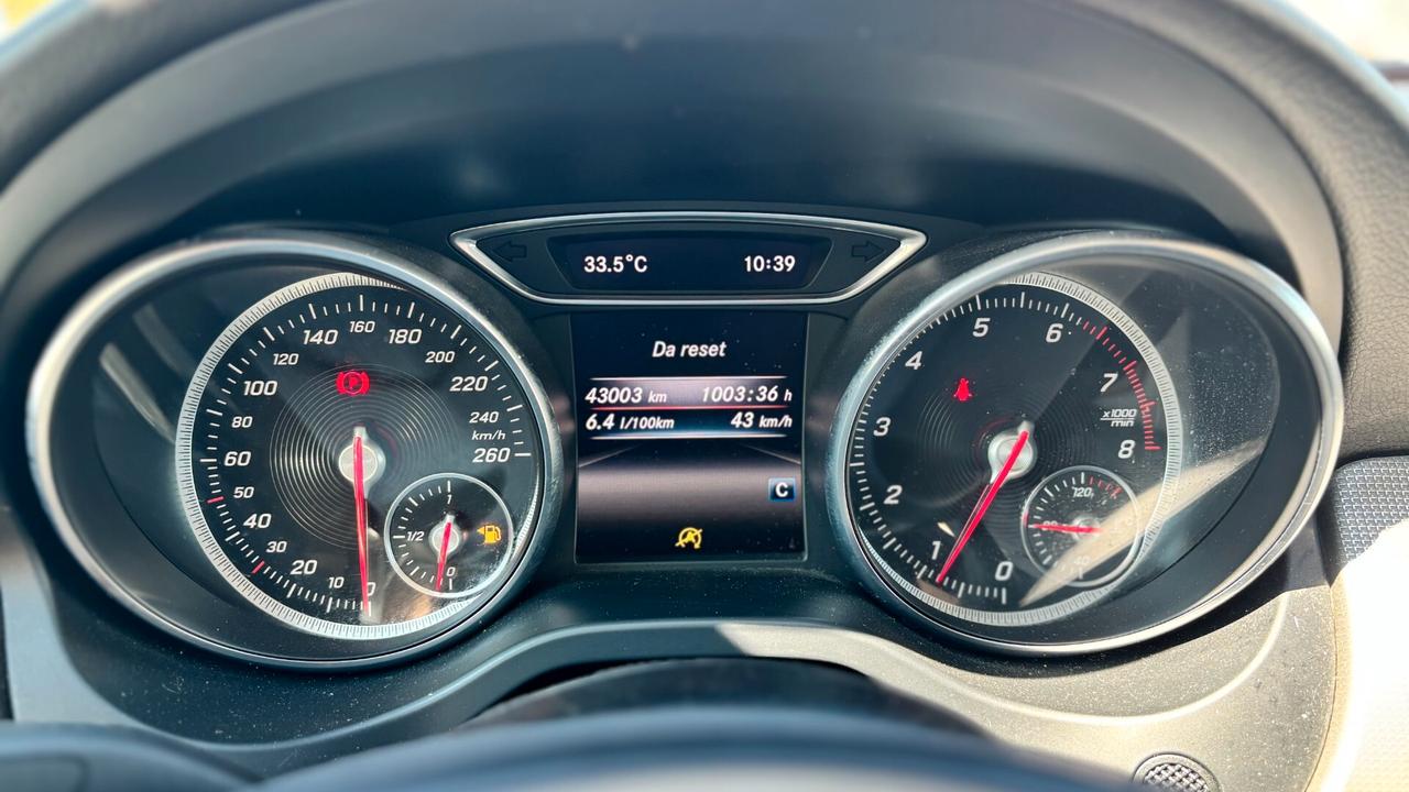 Mercedes-benz GLA 180 Premium