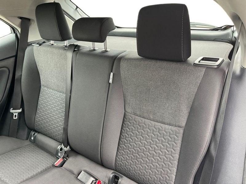 Toyota Yaris Cross Yaris Cross 1.5h Active fwd 115cv e-cvt IVA ESPOSTA