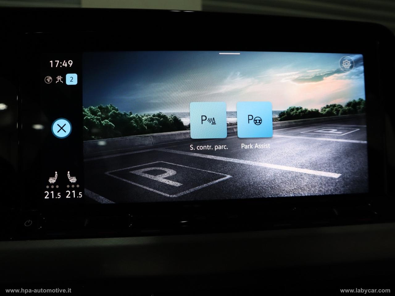 VOLKSWAGEN Golf 8 2.0TDI IQ-LIGHT FULL LED NAVI STYLE
