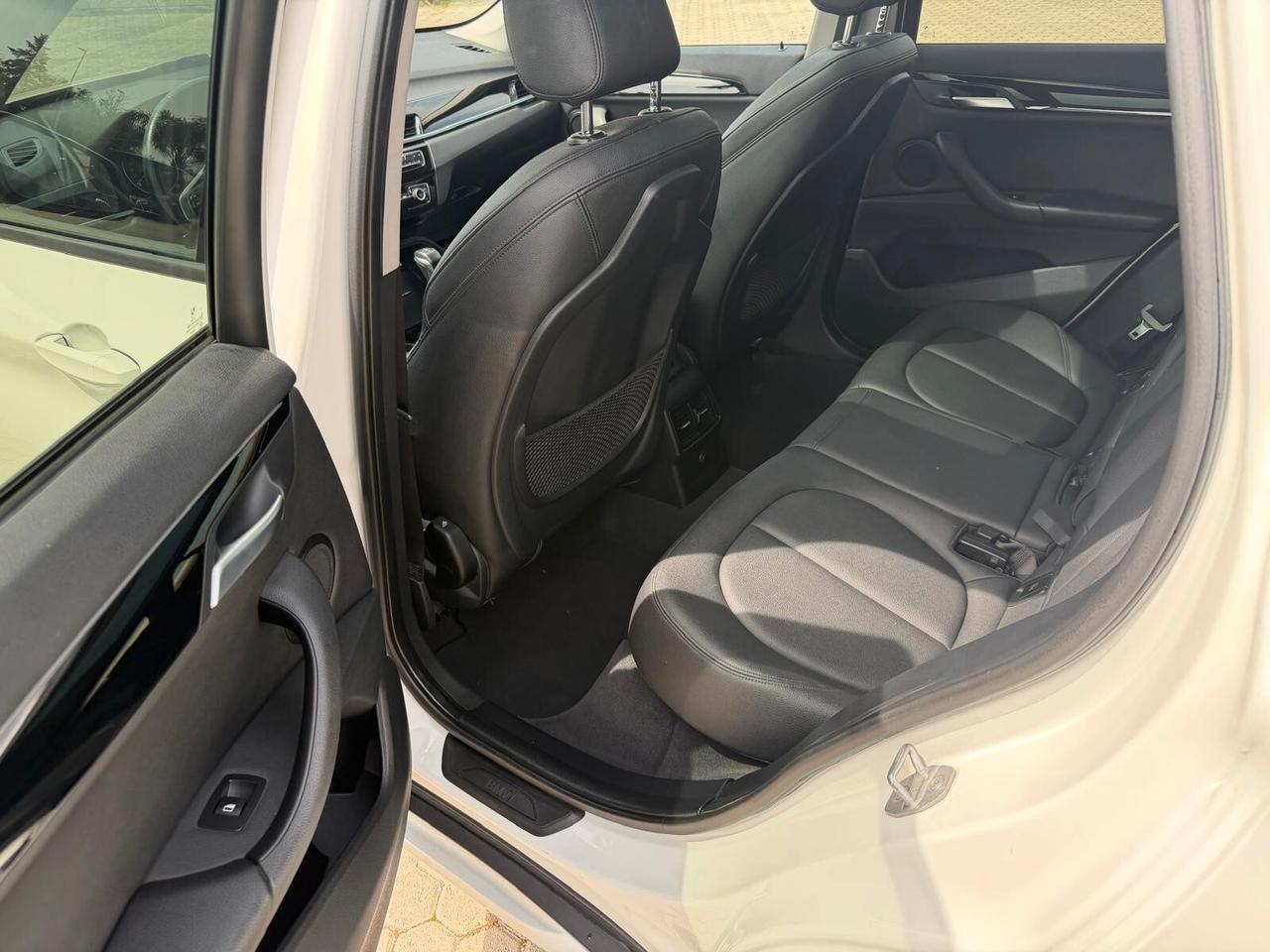 Bmw X1 sDrive18d xLine