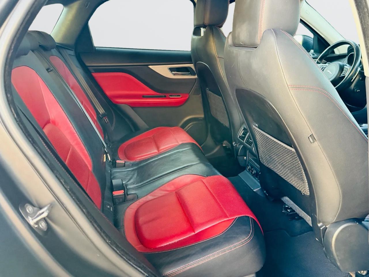 Jaguar F-Pace 2.0 D 180 CV AWD R-Sport*TETTO PANORAMA*