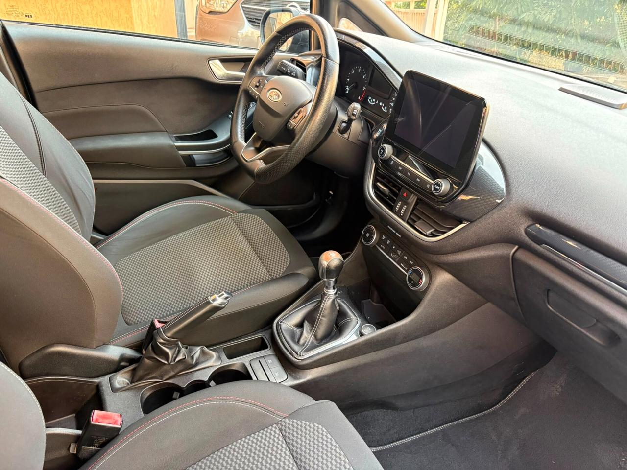 Ford Fiesta 1.5 TDCi 5 porte ST-Line
