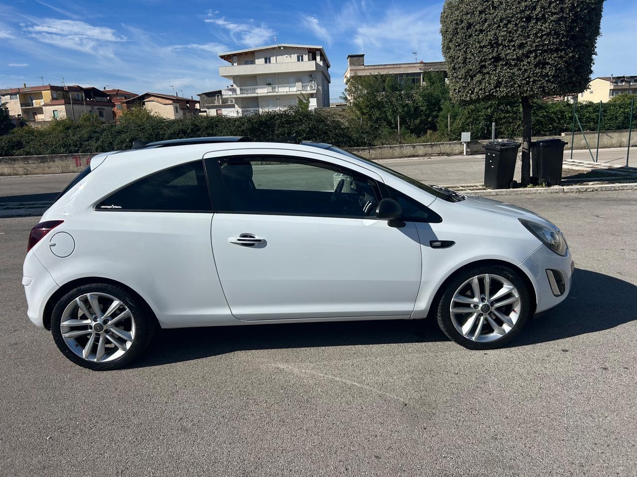 Opel Corsa 1.7 CDTI 130CV 3 porte b-color Tetto apribile