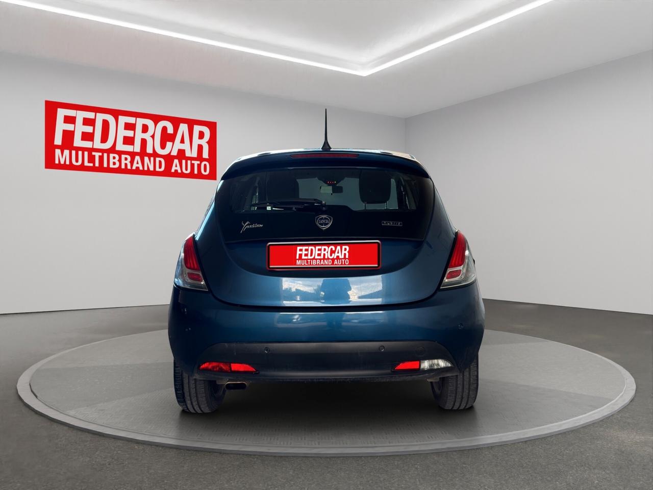 Lancia Ypsilon 1.0 FireFly 5 porte S&S Hybrid Ecochic Gold