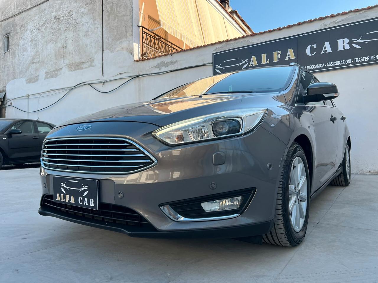 FORD FOCUS 1.5 TDCi 120 CV SW 2015!!! FULL OPTIONAL!!!