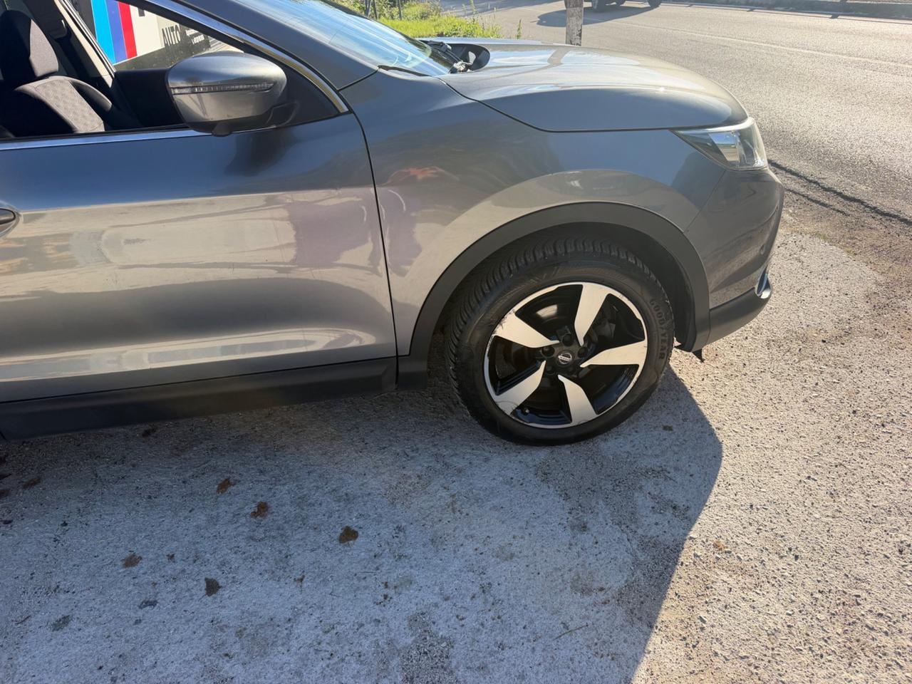 Nissan Qashqai 1.2 DIG-T Tekna