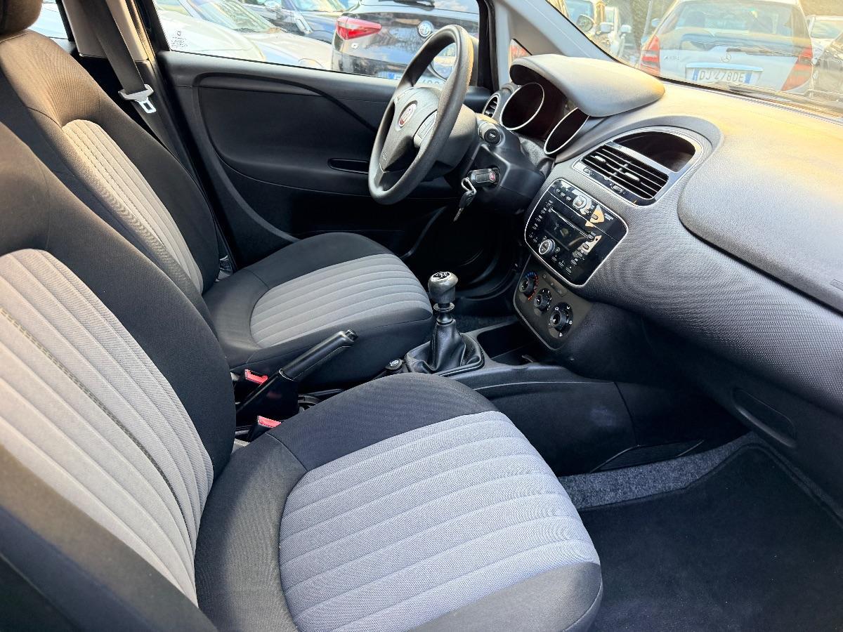 FIAT Punto 1.2 8V 5p. Street
