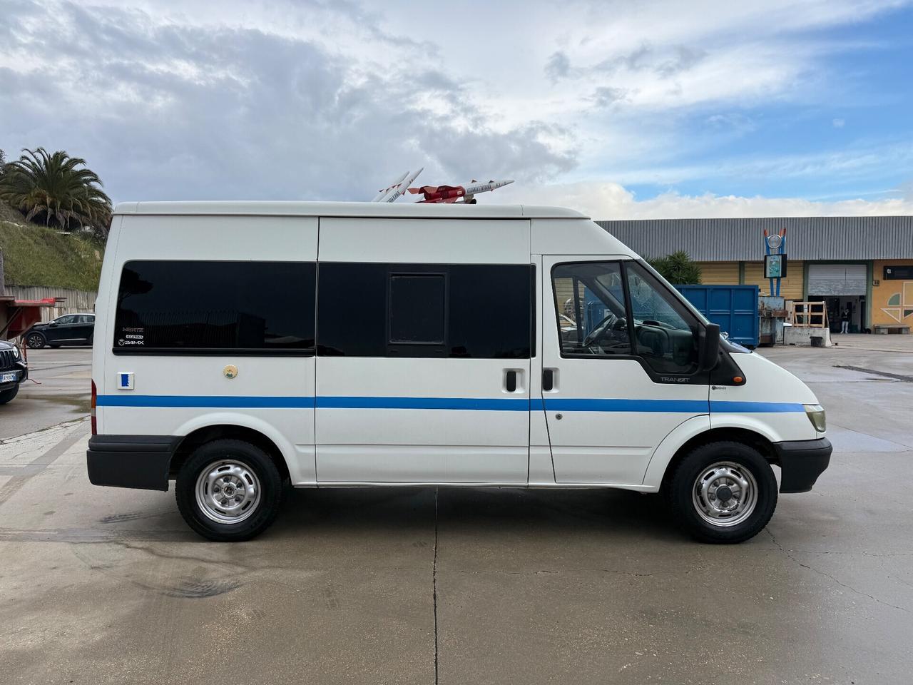 Ford Transit 2.4 diesel 9 posti