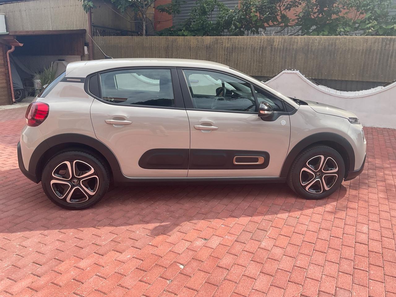 Citroen C3 PureTech 83 S&S C-Series