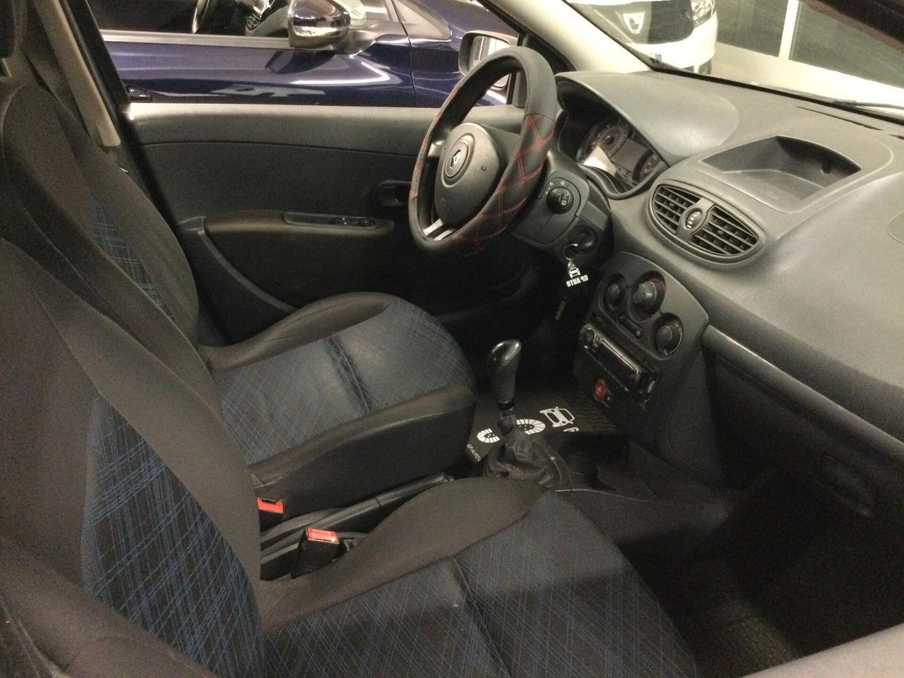 Renault Clio 1.2 16V 5 porte Bi Energy M