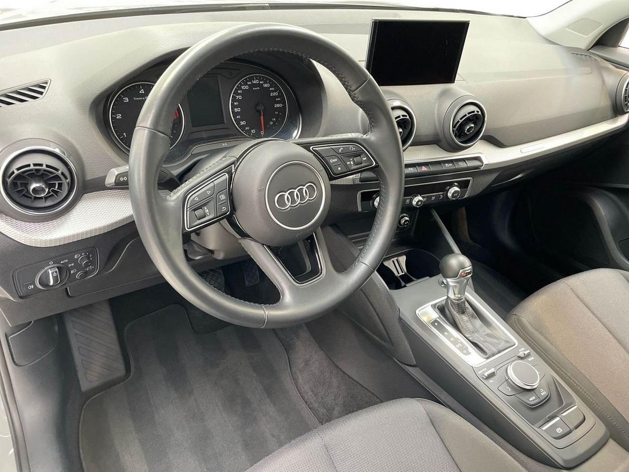 AUDI Q2 I 2017 - Q2 30 1.6 tdi Business s-tronic my19
