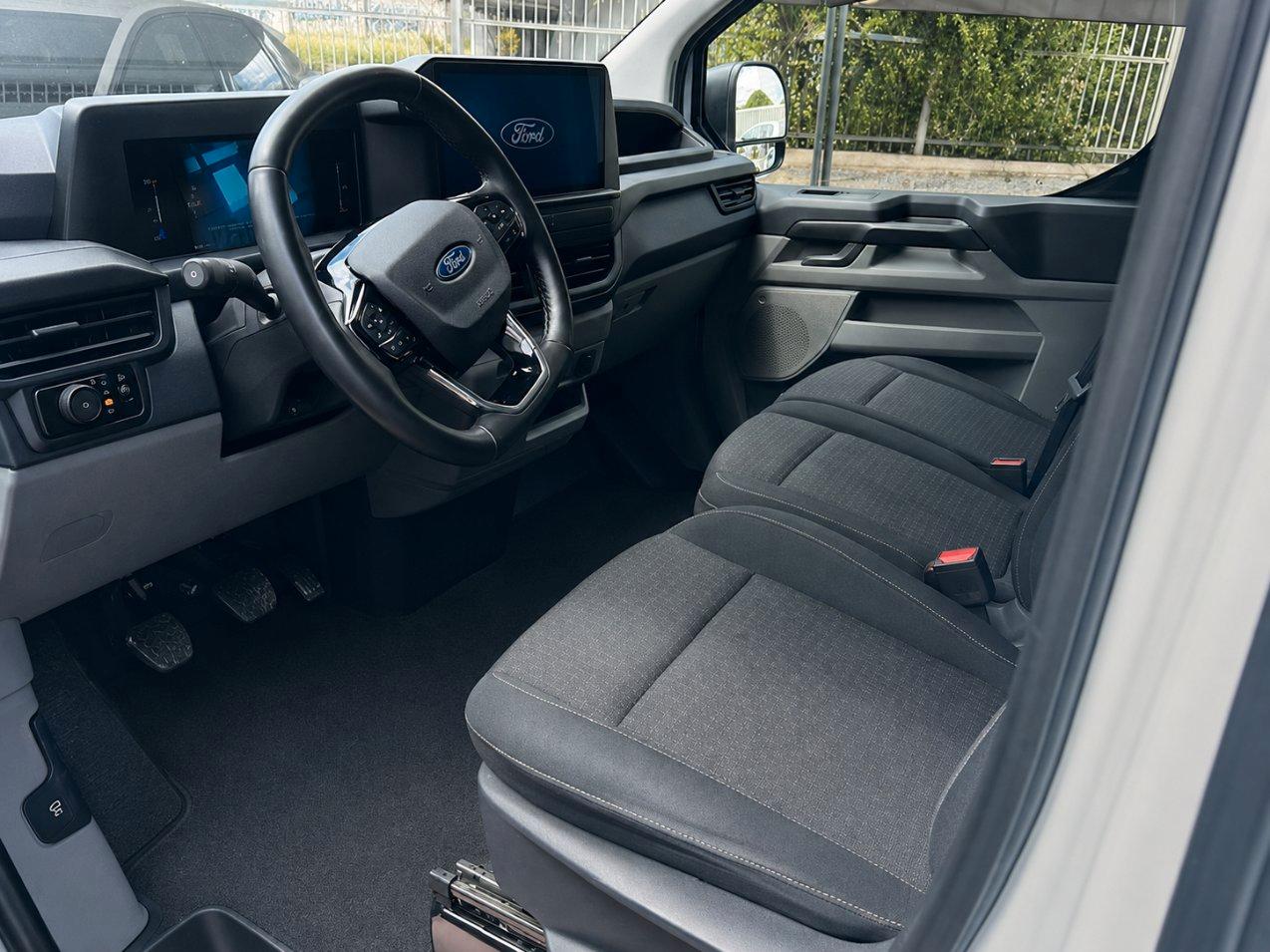 FORD Transit Custom V710 320 2.0 ecoblue 136cv Trend L1H1 AWD A8