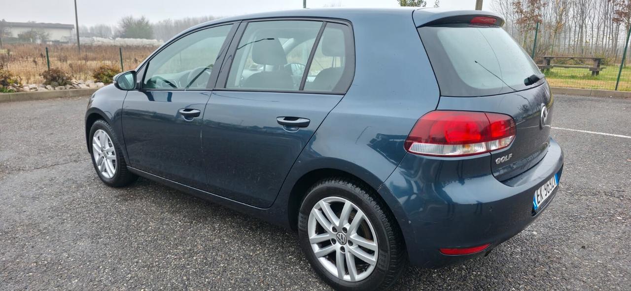 Volkswagen Golf 1.6 TDI DPF 5p. Highline neop