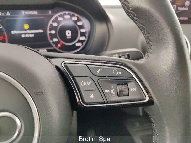 Audi Q2 Q2 35 TFSI Business Advanced