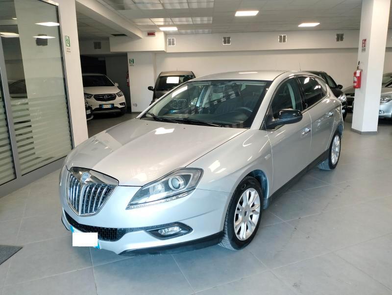 Lancia Delta 1.6 mjt Gold 120cv dpf Cerchi Pelle sensori