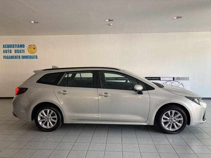 Toyota Corolla Active 1.8 Hybrid Touring Sports