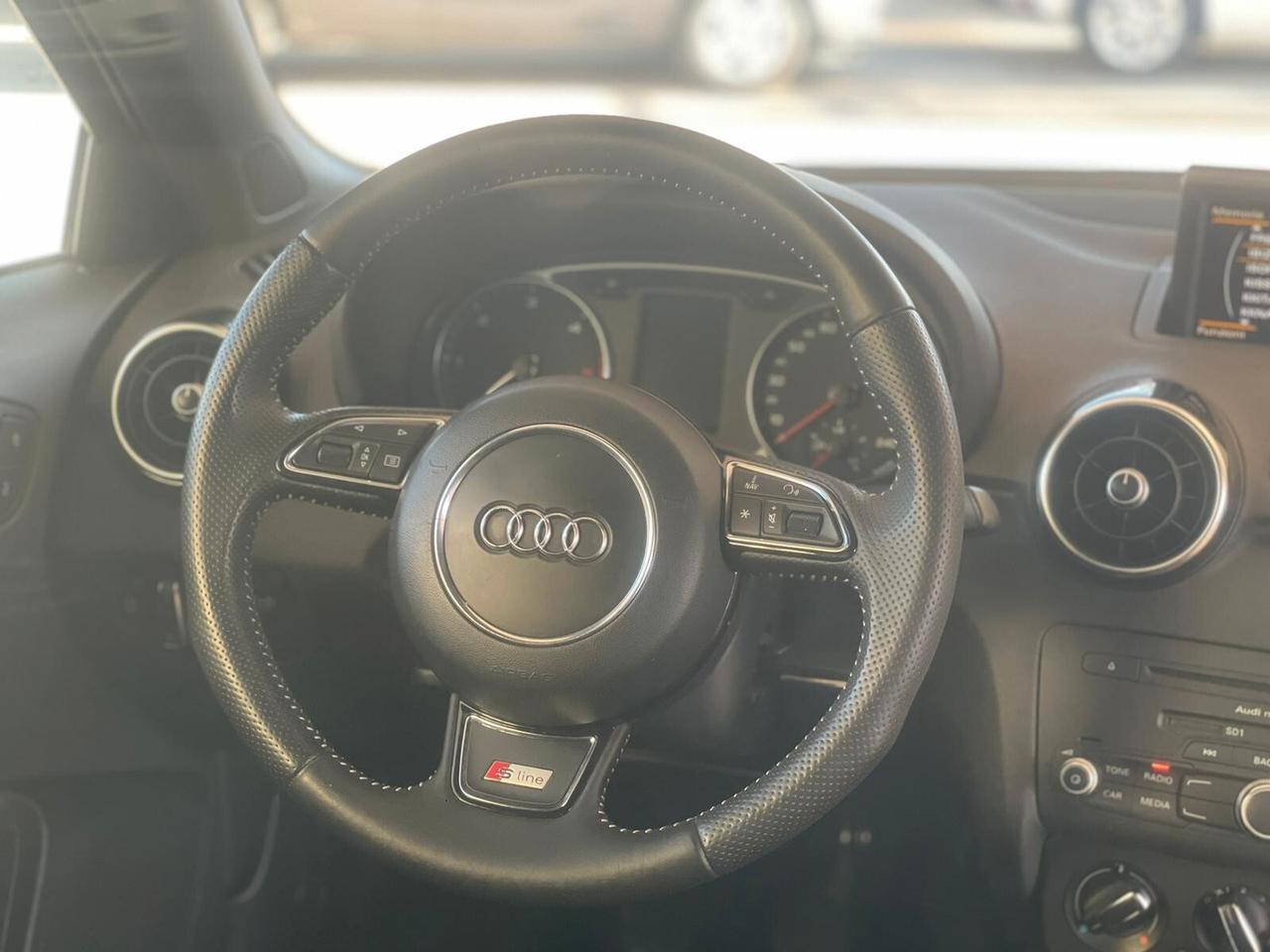Audi A1 SPB 1.6 TDI S line edition plus 3P