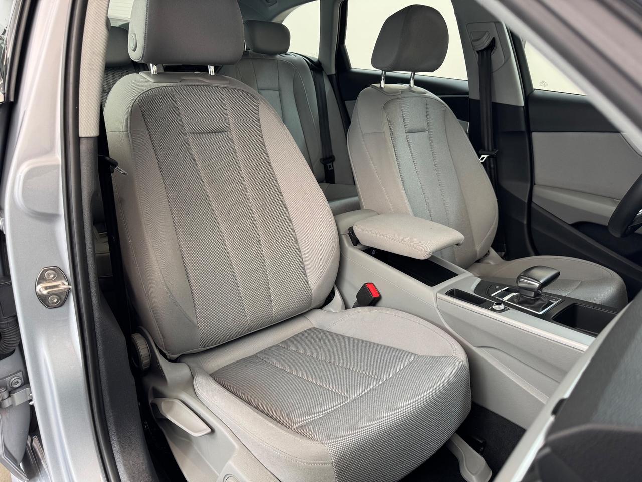 Audi A4 Avant 30 TDI/136 CV S tronic Business Advanced